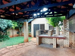 2 Bed Townhouse in La Montagne