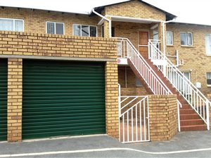 2 Bed Townhouse in Birchleigh