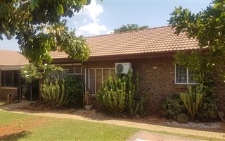 2 Bedroom Simplex in Clarina