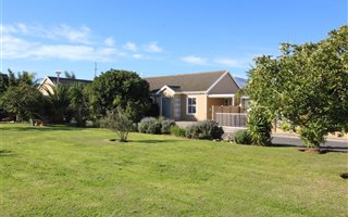 2 Bedroom House in Onverwacht