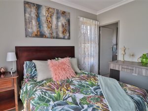 3 Bed House in Montana Park