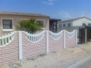 2 Bed House in Lavender Hill