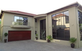 4 Bedroom Cluster in Woodmead