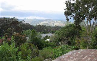 4 Bedroom House in Helderrand