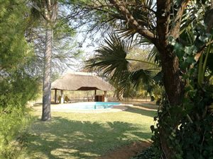 2 Bed Townhouse in Doornpoort and surrounds