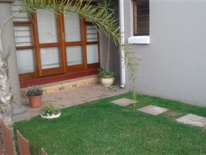 2 Bed Townhouse in Sandringham