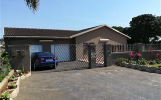 4 Bedroom House in Effingham