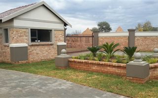 3 Bedroom Townhouse in Meyerton