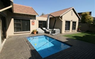 3 Bedroom House in Midlands Estate