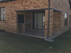 3 Bed House in Thatchfield