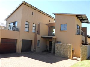 4 Bed House in Eye of Africa