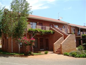 2 Bed Apartment in Amorosa