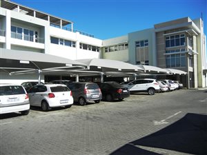 336 m² Commercial space in Lakefield