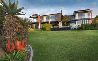 4 Bedroom House in Waterfall Country Estate