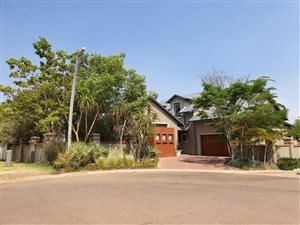3 Bed House in Midlands Estate