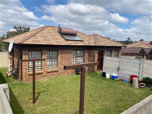 3 Bed House in Olievenhoutbosch