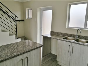 2 Bed Townhouse in Overbaakens