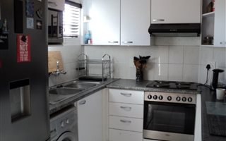 2 Bedroom Apartment in Bromhof