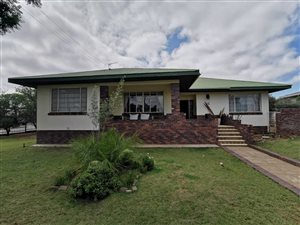 4 Bed House in Cradock