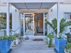 5 Bed House in Kommetjie