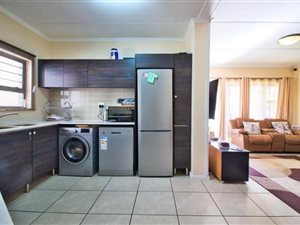 3 Bed Apartment in Modderfontein