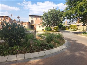 3 Bed Townhouse in Waterval East