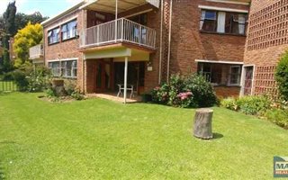 3 Bedroom Flat in Selection Park