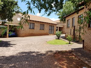 2 Bedroom Townhouse in Witpoortjie