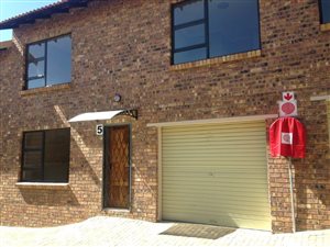 2 Bed Apartment in Secunda