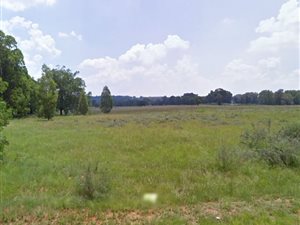 6.1 ha Land available in Valley Settlements AH