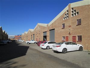 3900 m² Industrial space in Steeledale