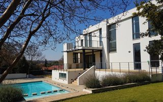 4 Bedroom House in Oaklands