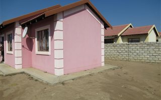 2 Bedroom House in Lesedi Park