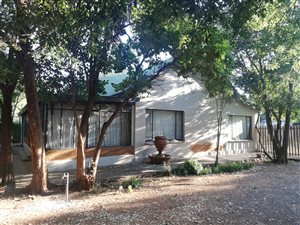 6 Bed House in Park West