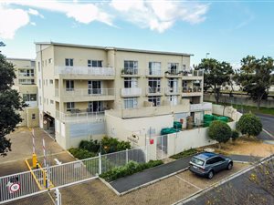 1 Bed Apartment in Diep River