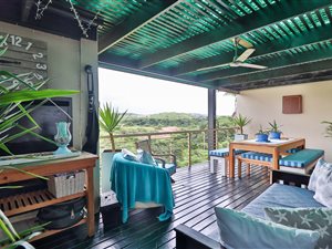 4 Bed Apartment in Salt Rock
