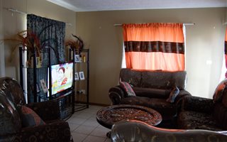 3 Bedroom Duplex in Carletonville