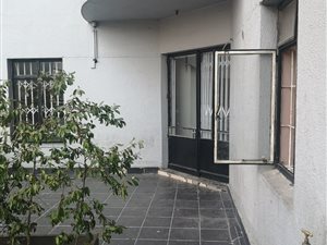 2 Bed Apartment in Johannesburg Central and CBD