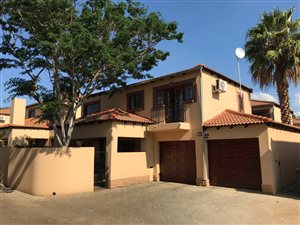3 Bed Townhouse in Raslouw