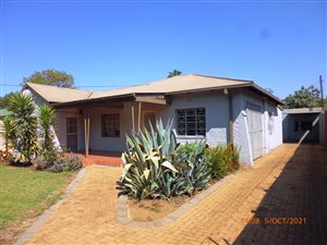 7 Bed House in Hatfield