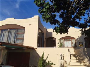 3 Bed House in Hopefield