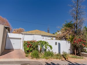 2 Bed House in Melville