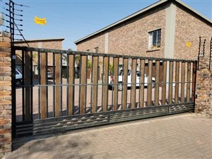 2 Bed Duplex in Rietfontein