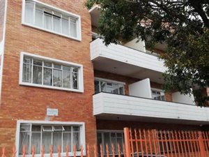 15 Bed Flat in Rosettenville