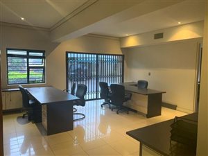 600 m² Office Space in Fourways