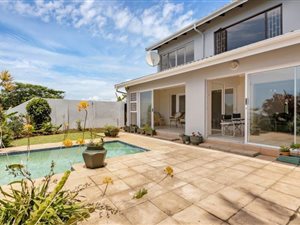 3 Bed Townhouse in Willard Beach