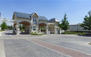 3 Bedroom House in Nooitgedacht