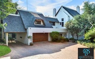 5 Bedroom House in Bryanston West