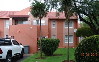 2 Bedroom Townhouse in Meyersdal