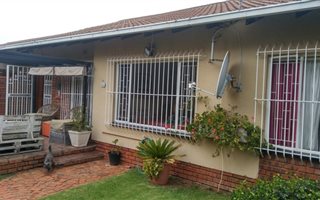 3 Bedroom Townhouse in Dersley